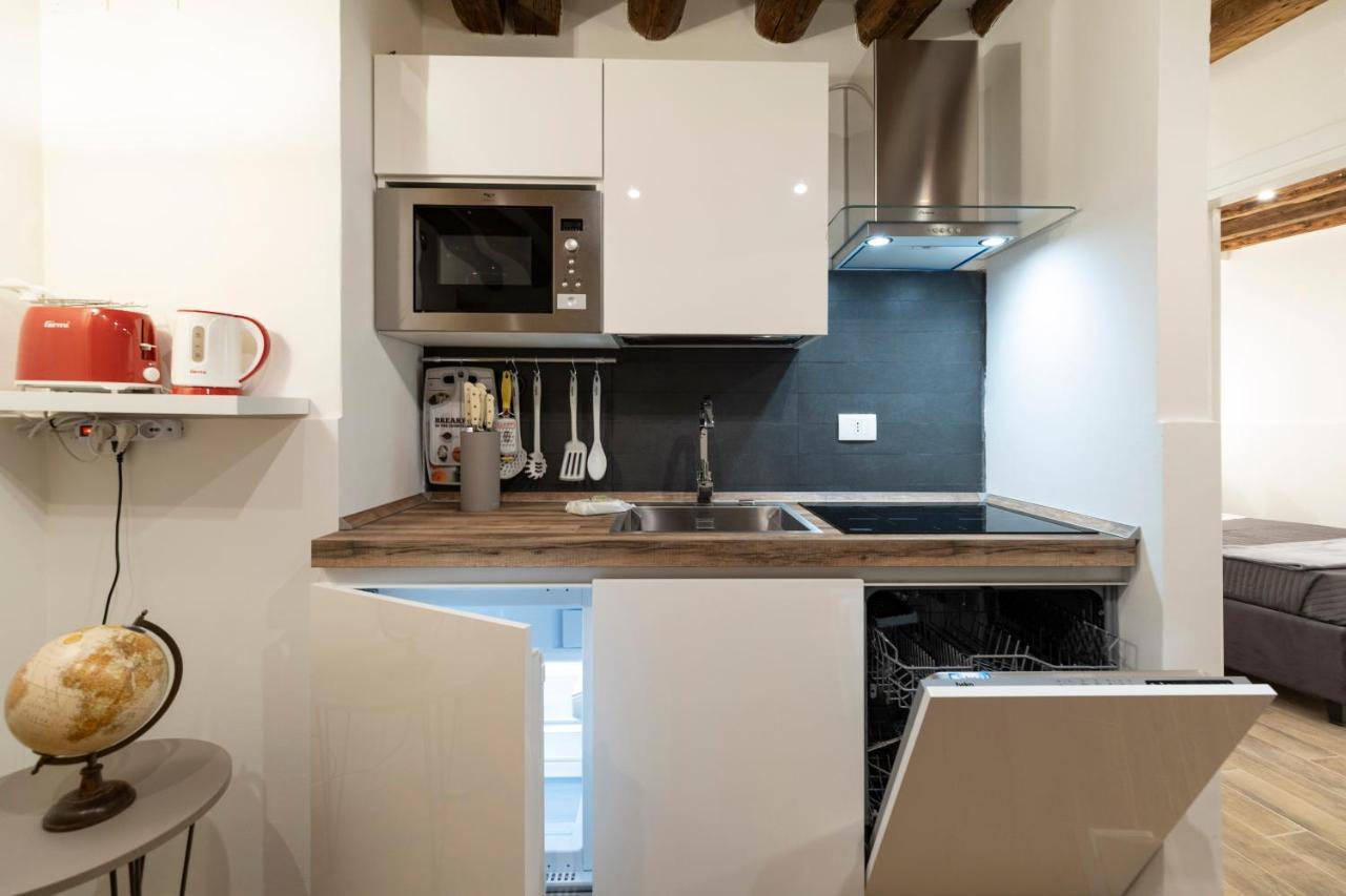 San Marco Pied-A-Terre - Accademia By Wonderful Italy Apartment Venice Exterior photo